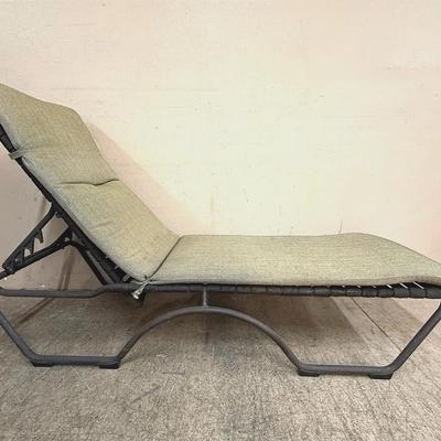 Tropitone Outdoor Chaise Lounge Chair with Cushion – Adjustable Recliner