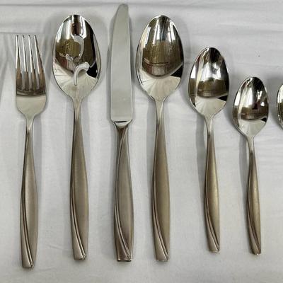 Oneida, Roger’s, & Imperial Stainless Steel Flatware Sets - 150+ Pieces