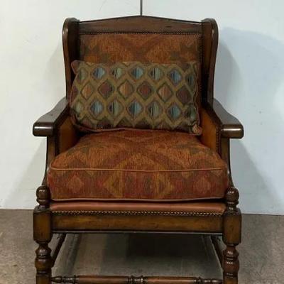 Leather Upholstered Accent Chair 