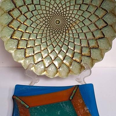 Signed Fused Glass Square Art Plate And Urban Designs Hand-Painted Gold Weave Artisan Glass Plate