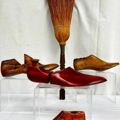 Shoe Cobbler Molds & Hearth Whisk Broom! 