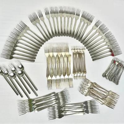 (7 Sets) Flatware In Stainless Steel And Silver Plate 