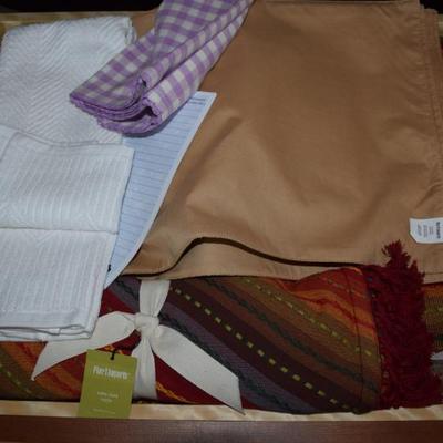Sale Photo Thumbnail #697