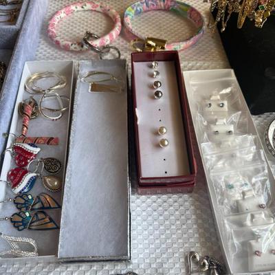 Sale Photo Thumbnail #168