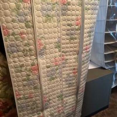 Sale Photo Thumbnail #182
