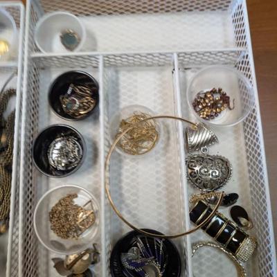 Sale Photo Thumbnail #287