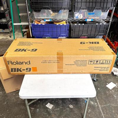 Sale Photo Thumbnail #302: Roland BK-9 Backing Keyboard