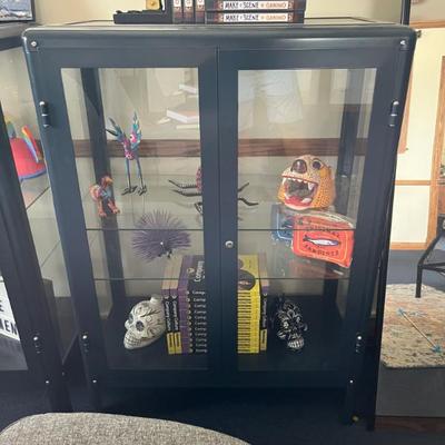 Sale Photo Thumbnail #25: Curio Cabinet (Set of 2) 31x16x44