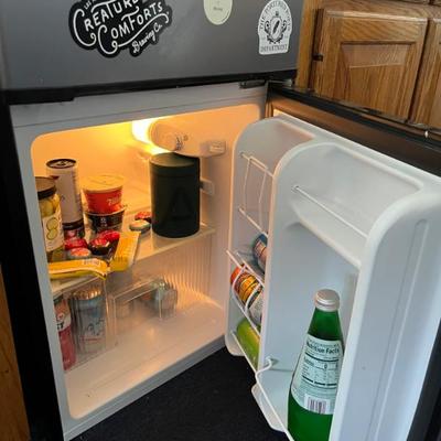 Sale Photo Thumbnail #42: Small Fridge Freezer 3rd pic