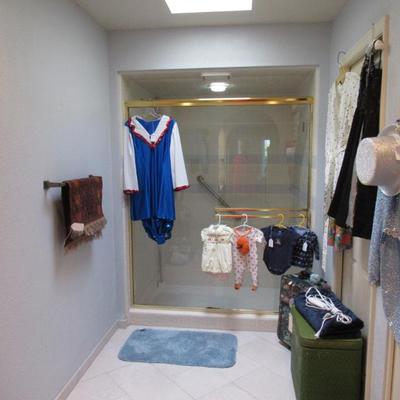 Sale Photo Thumbnail #60