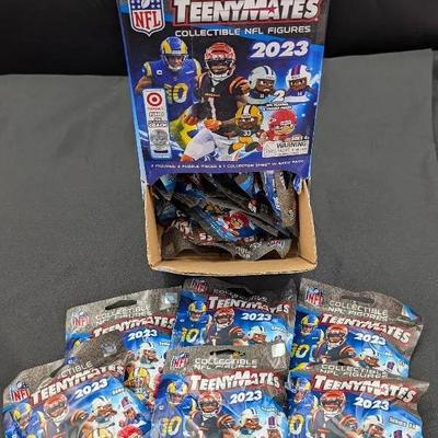 Box of 28 Teeny Mates 2023 NFL Sealed/New 