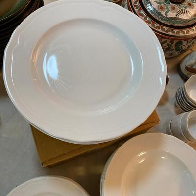 Sale Photo Thumbnail #188: Sir La Table white dishes in excellent condition