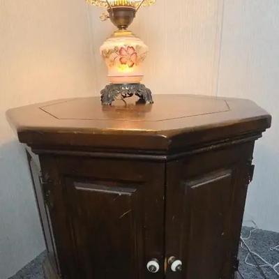 Vintage Octagon Table With A 3-way Lamp