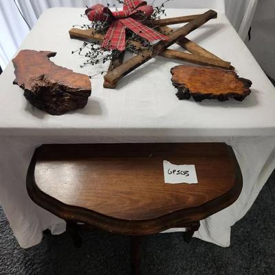 End Table, Wood Decorative Pieces & Star Decor