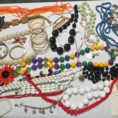 Jewelry Lot 