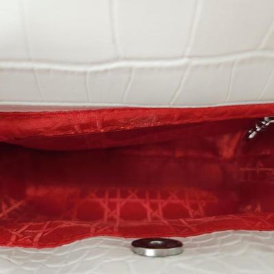 Sale Photo Thumbnail #144