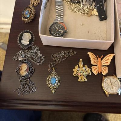 Sale Photo Thumbnail #78