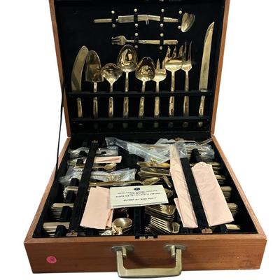 Sale Photo Thumbnail #178: 144 pc SOLID NICKEL BRONZE FLATWARE SVC FOR 12