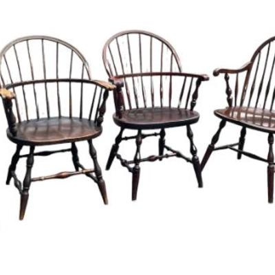 Sale Photo Thumbnail #70: 5 AMERICAN ANTIQUE WINDSOR CHAIRS