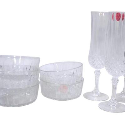 Sale Photo Thumbnail #251: 8 PIECES OF VINTAGE ARCOROC AND CRISTAL D'ARQUES CRYSTAL PIECES