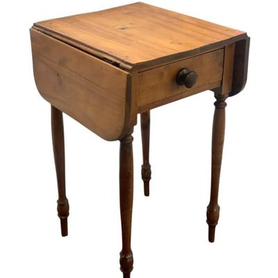 Sale Photo Thumbnail #238: ANTIQUE SHERATON CHERRY DROP LEAF TABLE