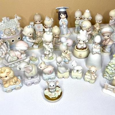 Lot of 31 Precious Moments Figurines 