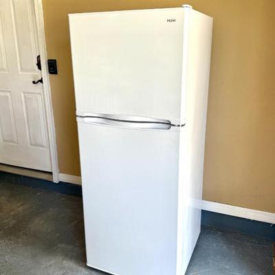 Haier 9.8 Cu.Ft. Refrigerator 