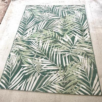 Hampton Bay 7 x 9 Indoor / Outdoor Area Rug 