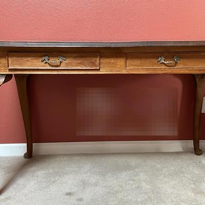 Simple Desk   