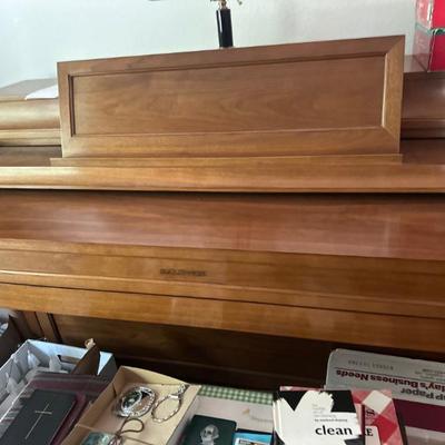 Baldwin piano