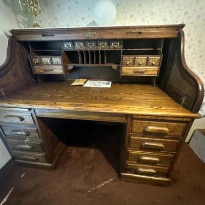 Rolltop desk