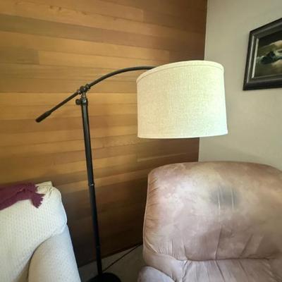 Floor lamp