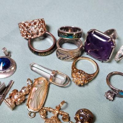 Sale Photo Thumbnail #193