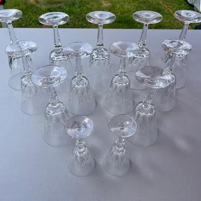 13 Elegant Vintage Crystal Wine Glasses