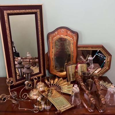 Mirrors, Brass Decor & Accent Collectibles Collection