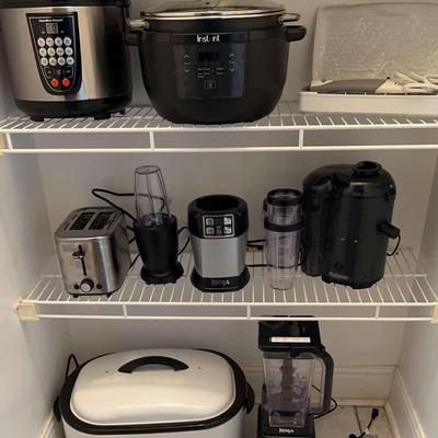 Kitchen Appliance Collection – Ninja Blenders, Instant Pot, Hamilton Beach & More