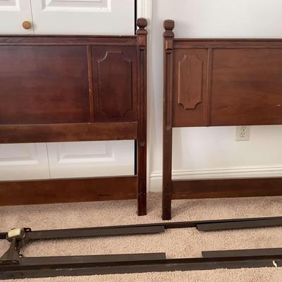 Vintage Wooden Headboards By Pulaski Furniture With Frame