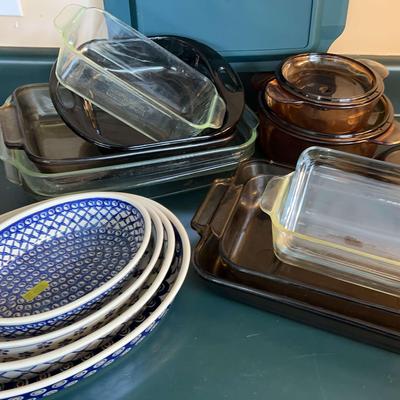 Bolesławiec Polish Pottery Baking Dishes with Pyrex and Corning Glass Bakeware