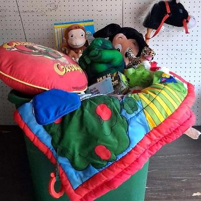 Stuffed Animal & Plush Toy Collection with Quilt and Pillow