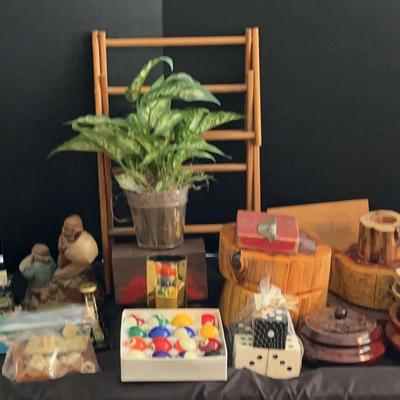Decorative Collectibles Featuring Historical, Wooden & Game Pieces