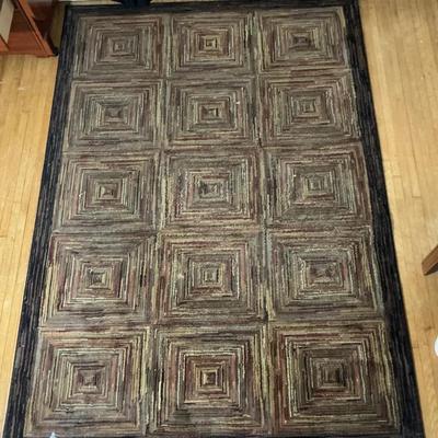 Geometric Pattern Area Rug