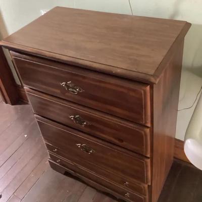 Vintage Wooden (4) Drawer Dresser
