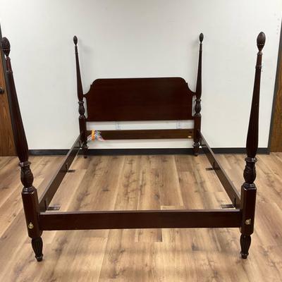 Councill Craftsmen Chippendale Style Four Poster Bed