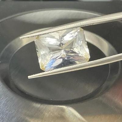 8.8 Ct. White Topaz Gemstone