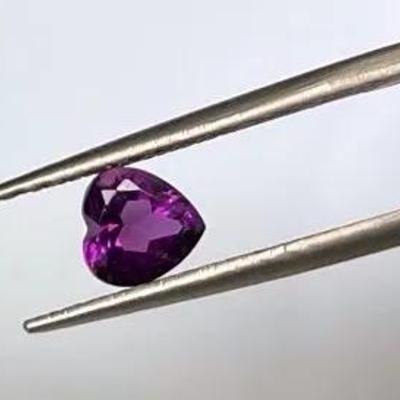 Heart Shaped Natural Amethyst Gemstones