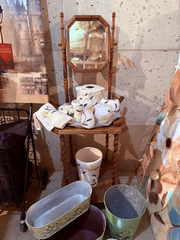 Sale Photo Thumbnail #158