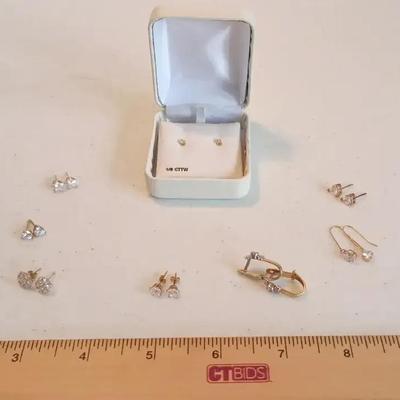 14K Gold W/ Diamonds, Cubic Zirconia Earrings Lot -Hearts, Stars, Flowers. Shippable