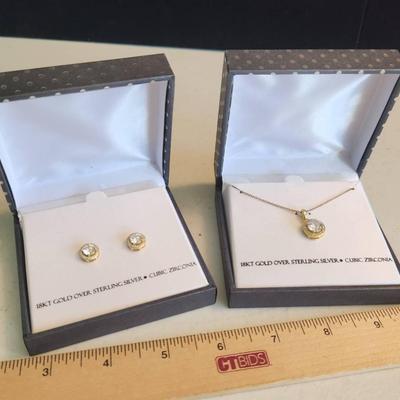 New $170 Retail Sterling Silver Halo Necklace & Earrings Set, 18kt Plated