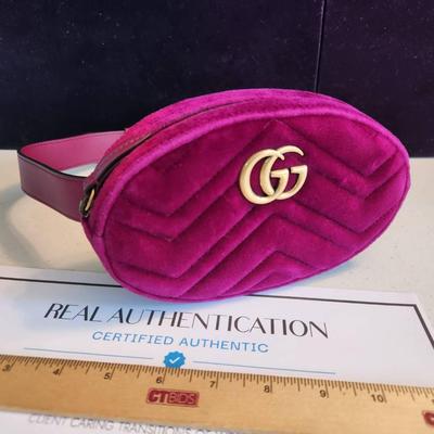 Gucci Authentic Magenta Velvet GG Marmont Belt Bag 