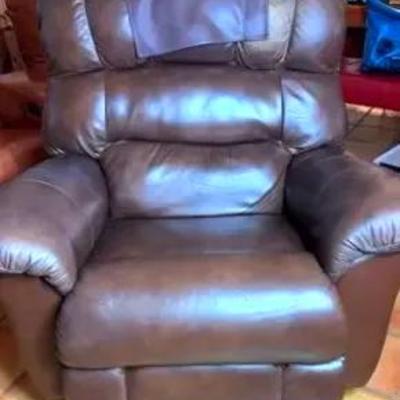 Large LazyBoy Rocker Recliner 